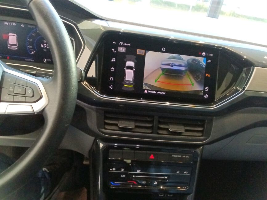 T-CROSS