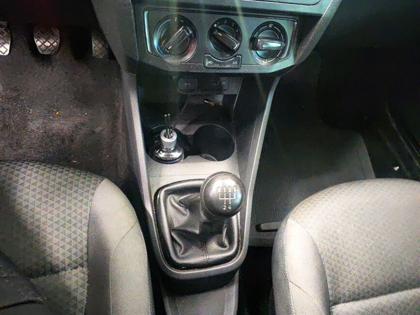 VOYAGE 1.0 12V MPI TOTALFLEX 4P MANUAL