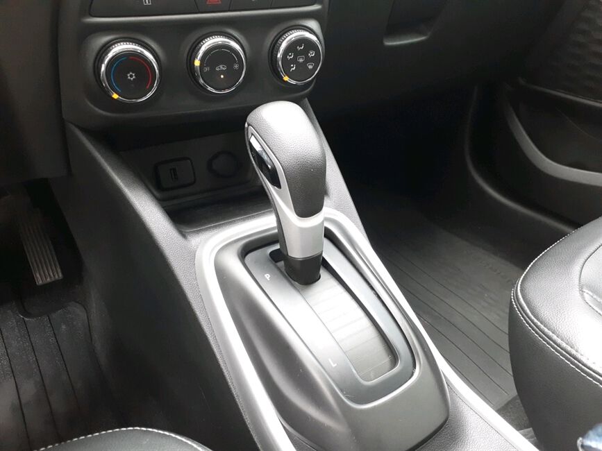 TRACKER 1.0 TURBO FLEX LT AUTOMATICO