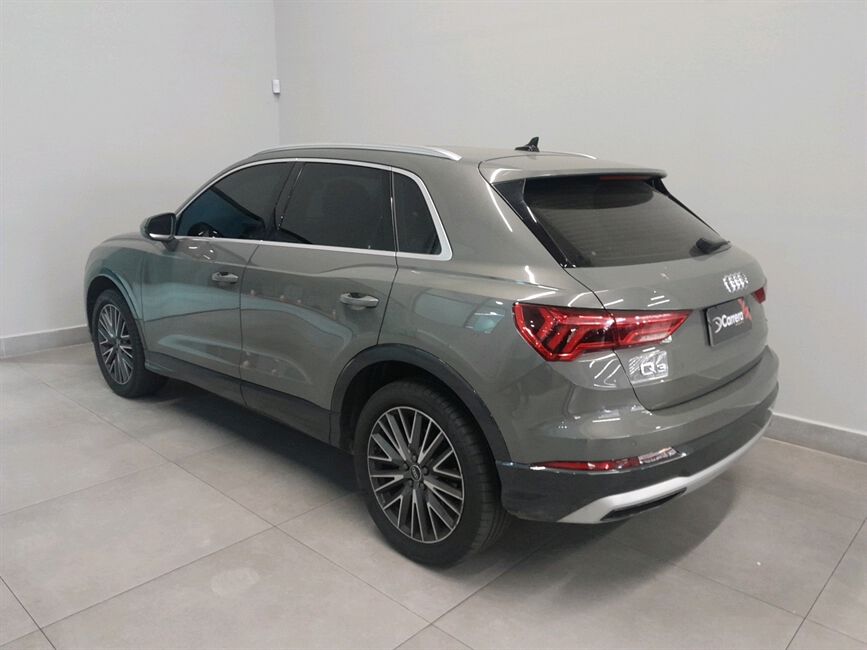 Q3 2.0 40 TFSI GASOLINA PERFORMANCE QUATTRO TIPTRO