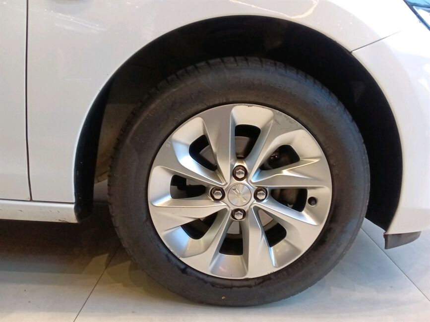 ONIX 1.0 TURBO FLEX LT MANUAL
