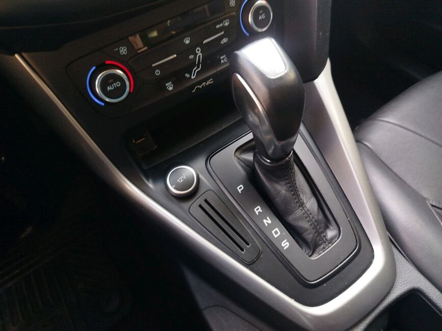 FOCUS 2.0 SE FASTBACK 16V FLEX 4P POWERSHIFT