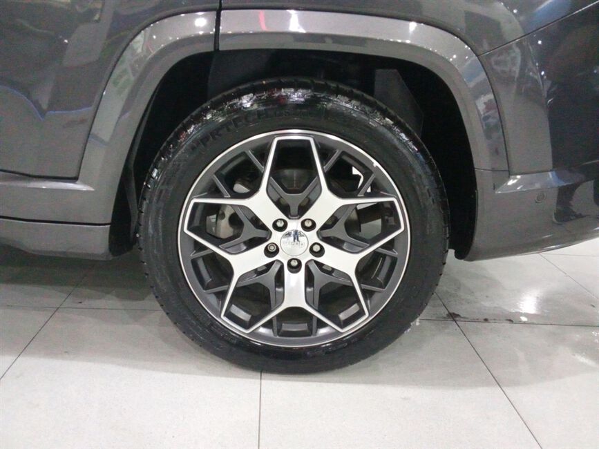 COMMANDER 1.3 T270 TURBO FLEX OVERLAND AT6