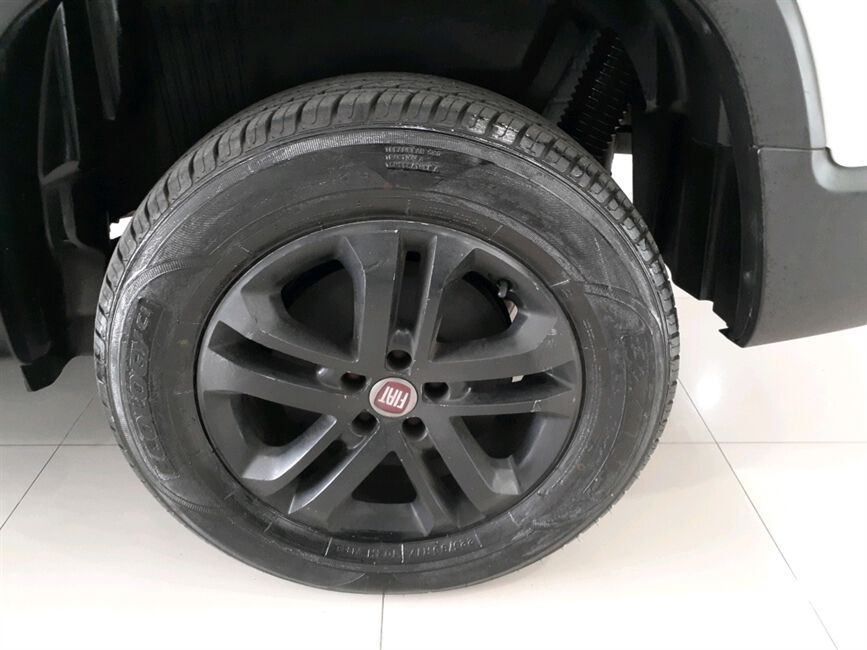 TORO 2.0 16V TURBO DIESEL VOLCANO 4WD AT9
