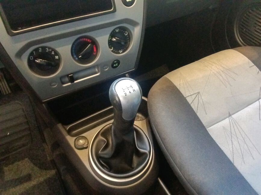 FIESTA 1.6 MPI CLASS HATCH 8V FLEX 4P MANUAL