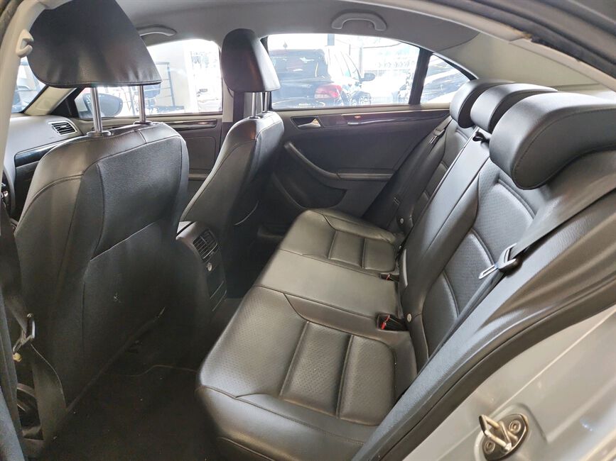 JETTA 2.0 TSI HIGHLINE 211CV GASOLINA 4P TIPTRONIC