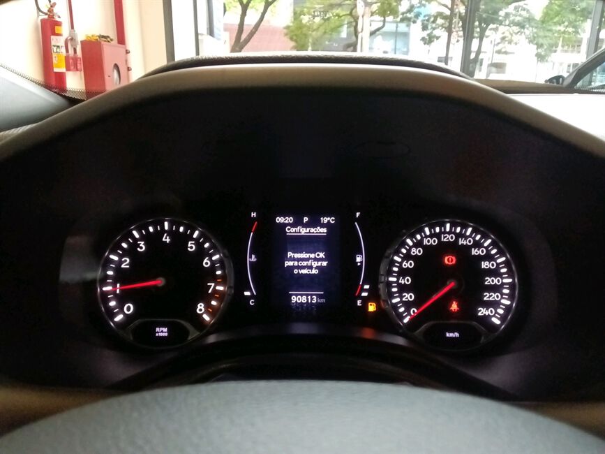 RENEGADE 1.8 16V FLEX 4P AUTOMATICO