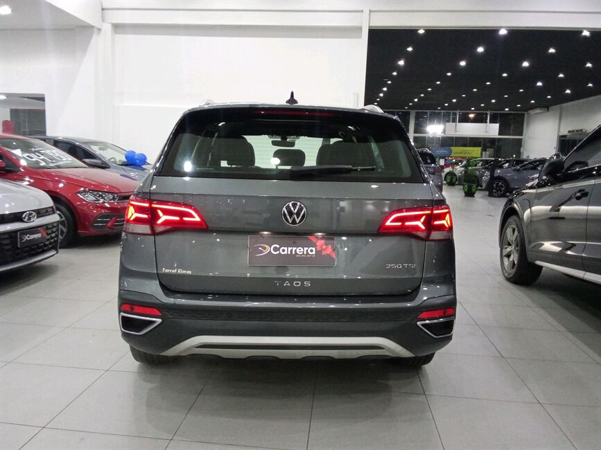 TAOS 1.4 250 TSI TOTAL FLEX HIGHLINE AUTOMÁTICO