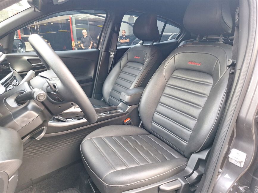 FASTBACK 1.0 TURBO 200 FLEX CVT