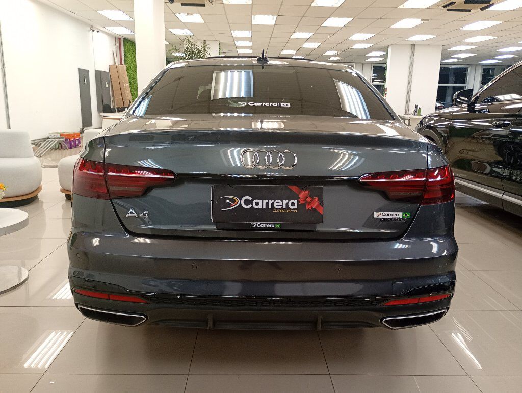A4 2.0 TFSI GASOLINA PERFORMANCE BLACK S TRONIC