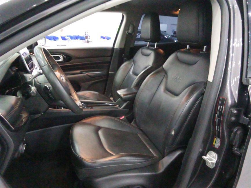 COMPASS 1.3 T270 TURBO FLEX LIMITED AT6