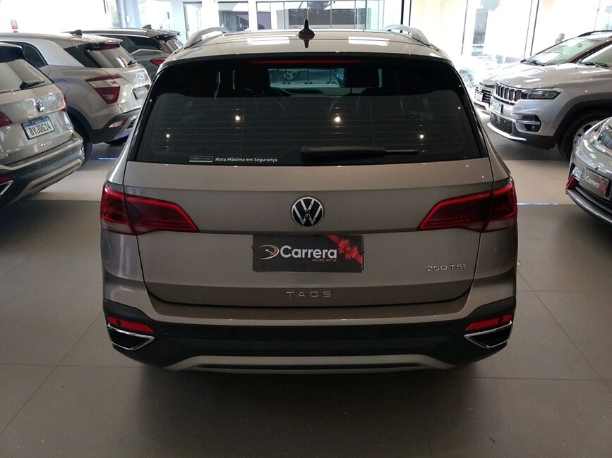 TAOS 1.4 250 TSI TOTAL FLEX HIGHLINE AUTOMÁTICO