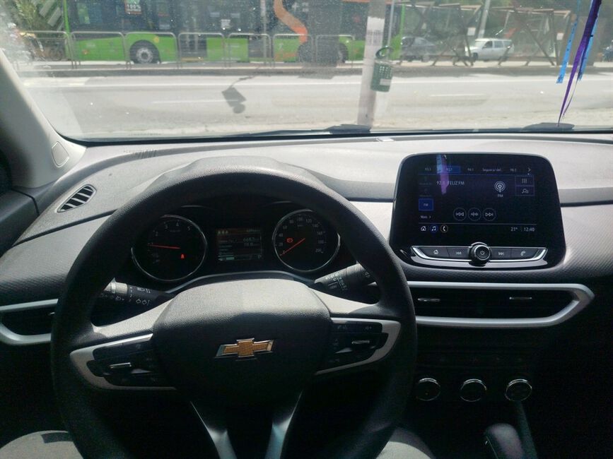 TRACKER 1.0 TURBO FLEX LT AUTOMATICO