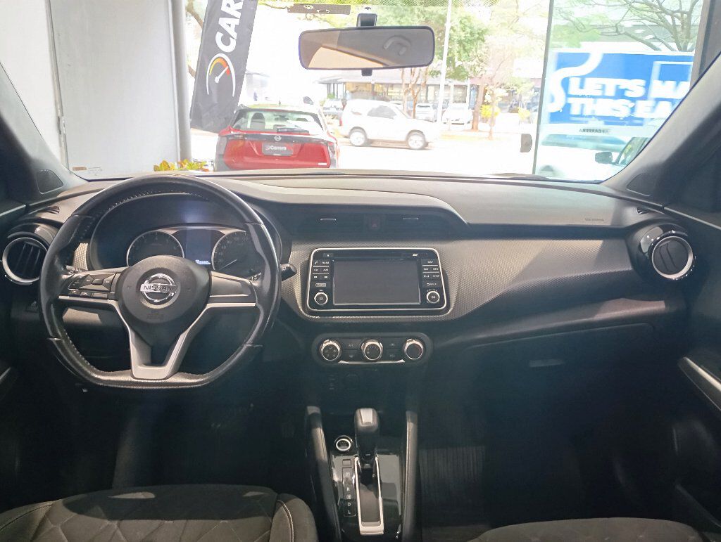 KICKS 1.6 16V FLEX SV 4P XTRONIC