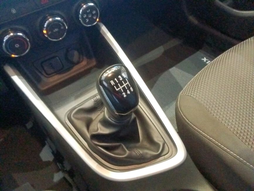 ONIX 1.0 TURBO FLEX LT MANUAL