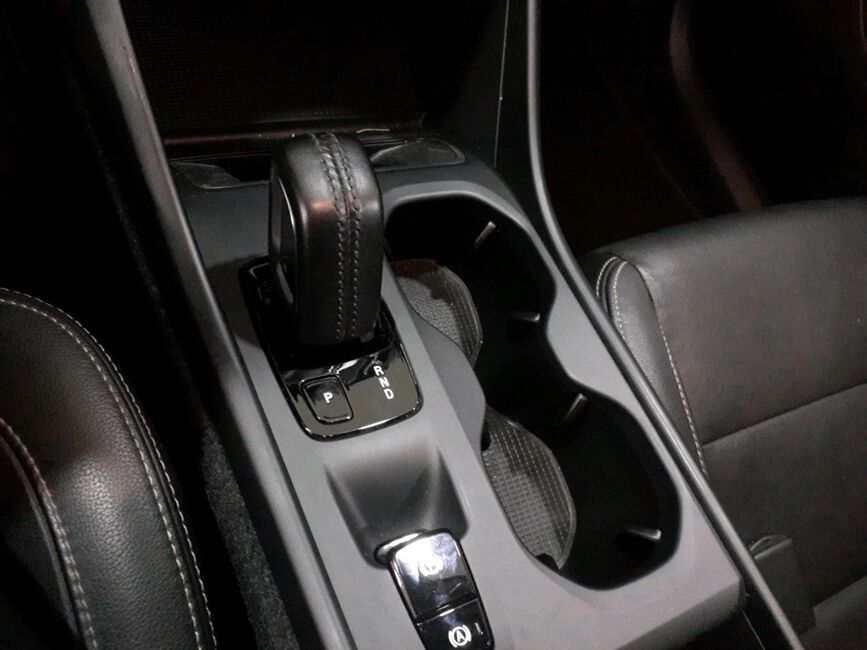 XC40 2.0 T4 GASOLINA GEARTRONIC