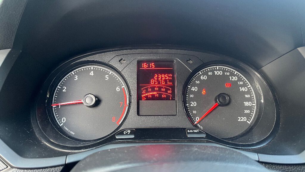 VOYAGE 1.0 12V MPI TOTALFLEX 4P MANUAL