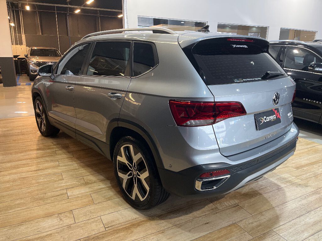 TAOS 1.4  250 TSI TOTAL FLEX HIGHLINE AUTOMÁTICO