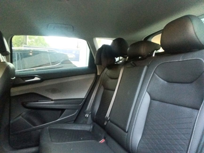 TAOS 1.4 250 TSI TOTAL FLEX COMFORTLINE AUTOMÁTICO