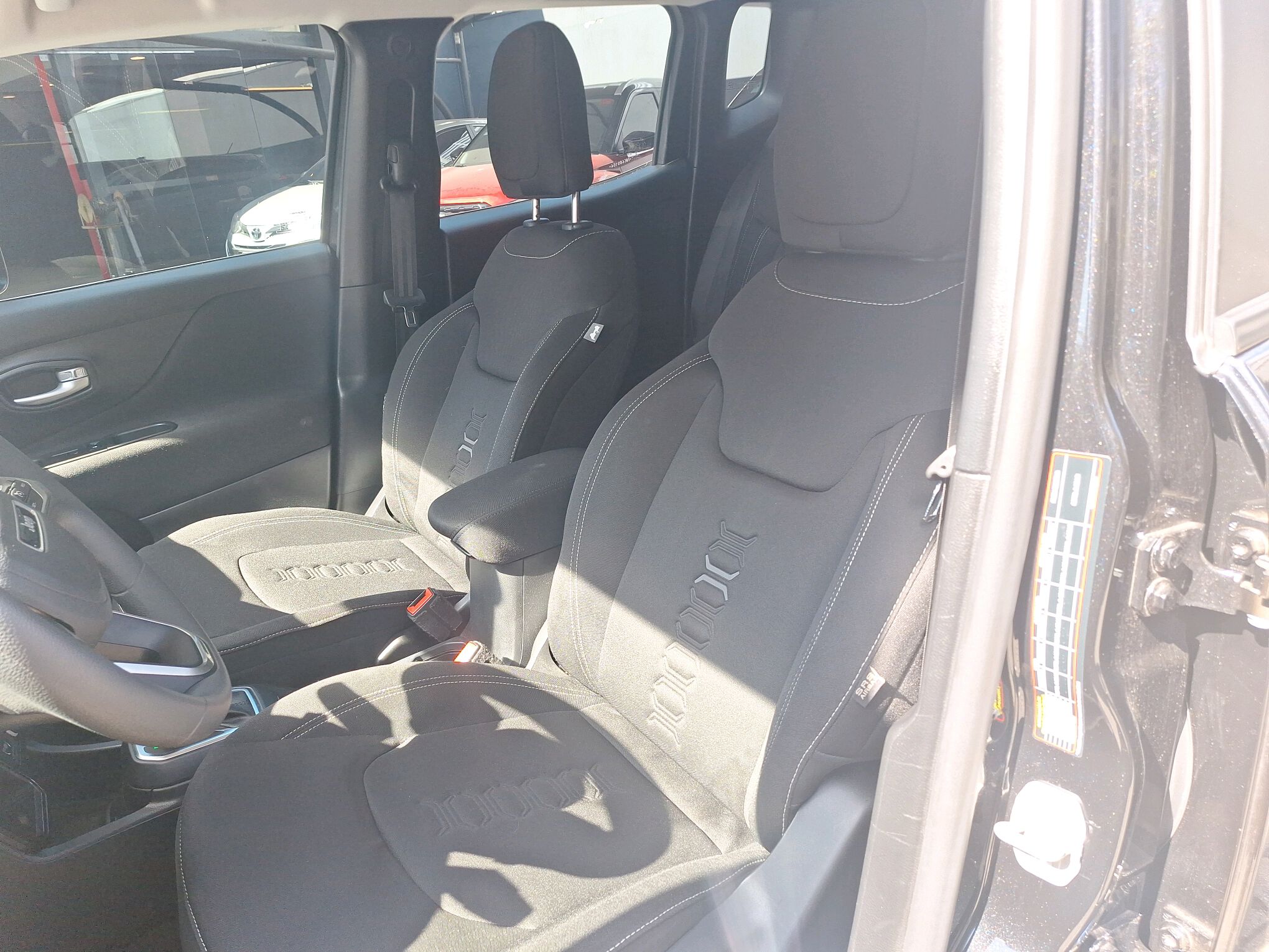 RENEGADE 1.3 T270 TURBO FLEX SPORT AT6