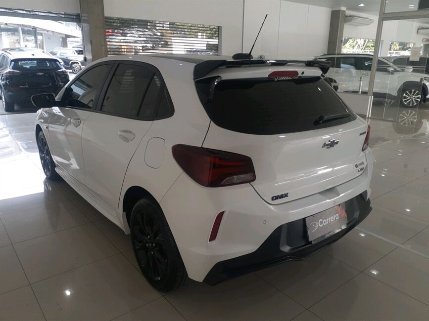 ONIX 1.0 TURBO FLEX RS AUTOMATICO
