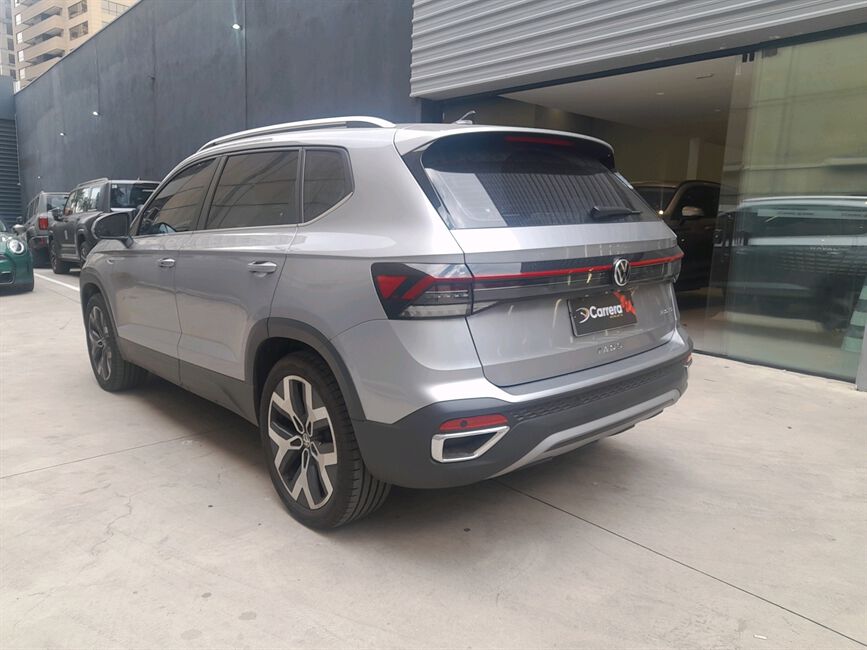 TAOS 1.4  250 TSI TOTAL FLEX HIGHLINE AUTOMÁTICO