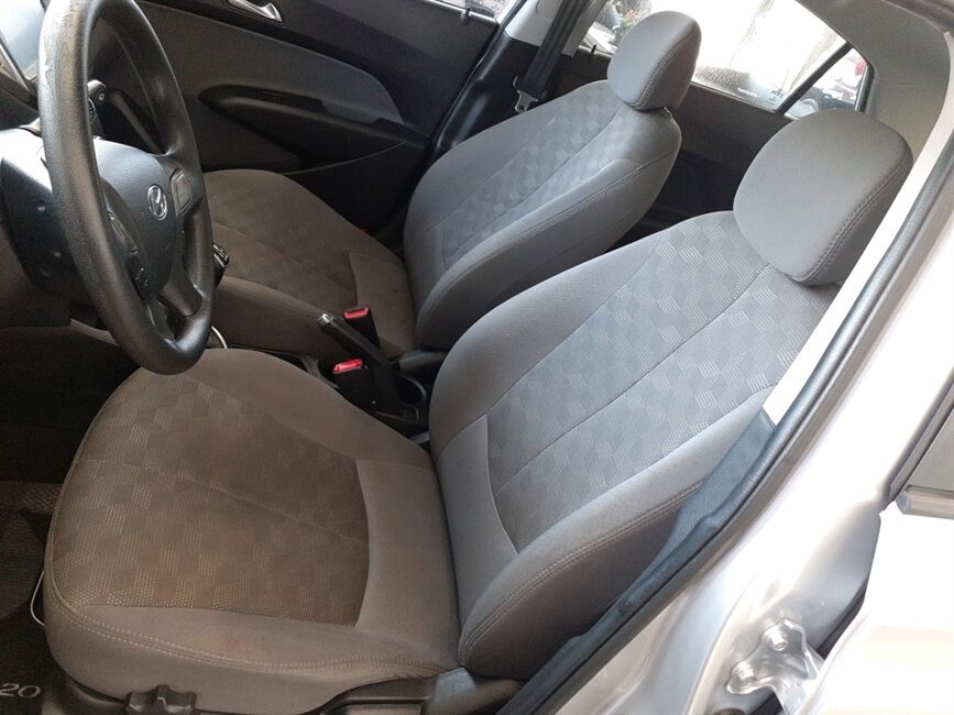 HB20S 1.6 COMFORT PLUS 16V FLEX 4P MANUAL