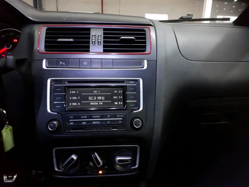 FOX 1.6 MI ROCK IN RIO 8V FLEX 4P MANUAL