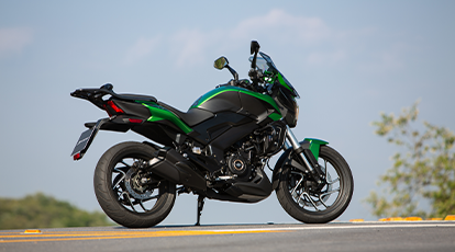 Design sport-touring robusto e moderno