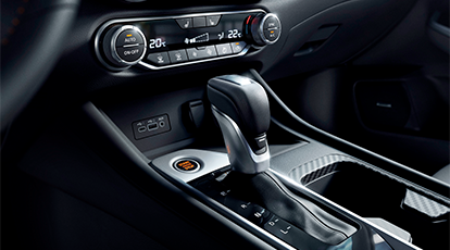 Performance eficiente com motor 2.0 CVT e modos de condução