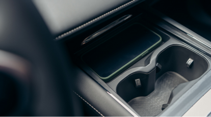 Carregador de celular por indução de 50w com sistema de refrigeração