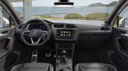 Acabamento refinado com iluminação ambiente em LED