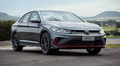 Design esportivo GLI com detalhes exclusivos em vermelho