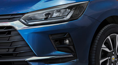 Faróis dianteiros Full-LED com luz de condução diurna integrada, melhor eficiência em iluminação