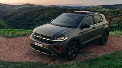 Visual aventureiro na Extreme com detalhes laranja e rodas diferenciadas