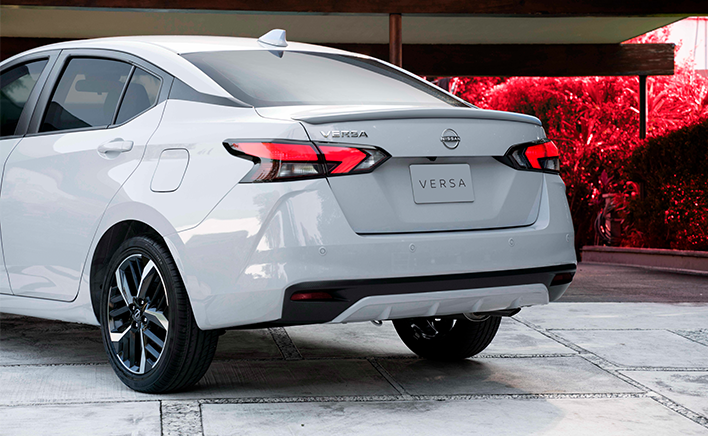 Descubra os detalhes do Nissan Versa 2026.