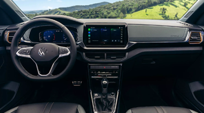 Silhueta compacta e imponente