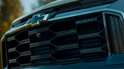 Desenho elegante e sofisticado, com linhas dianteiras imponentes e surpreendentes.