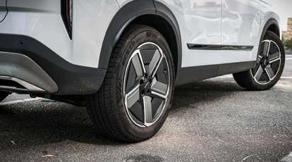 Versatilidade para cidade e estrada com tração integral AWD