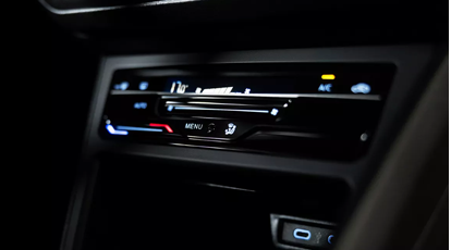 Rodas de 16″ a 17″, dependendo da versão