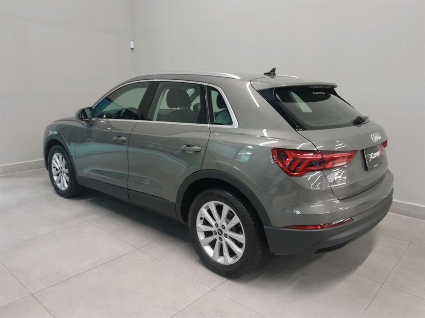 Q3 1.4 TFSI FLEX PRESTIGE PLUS S TRONIC