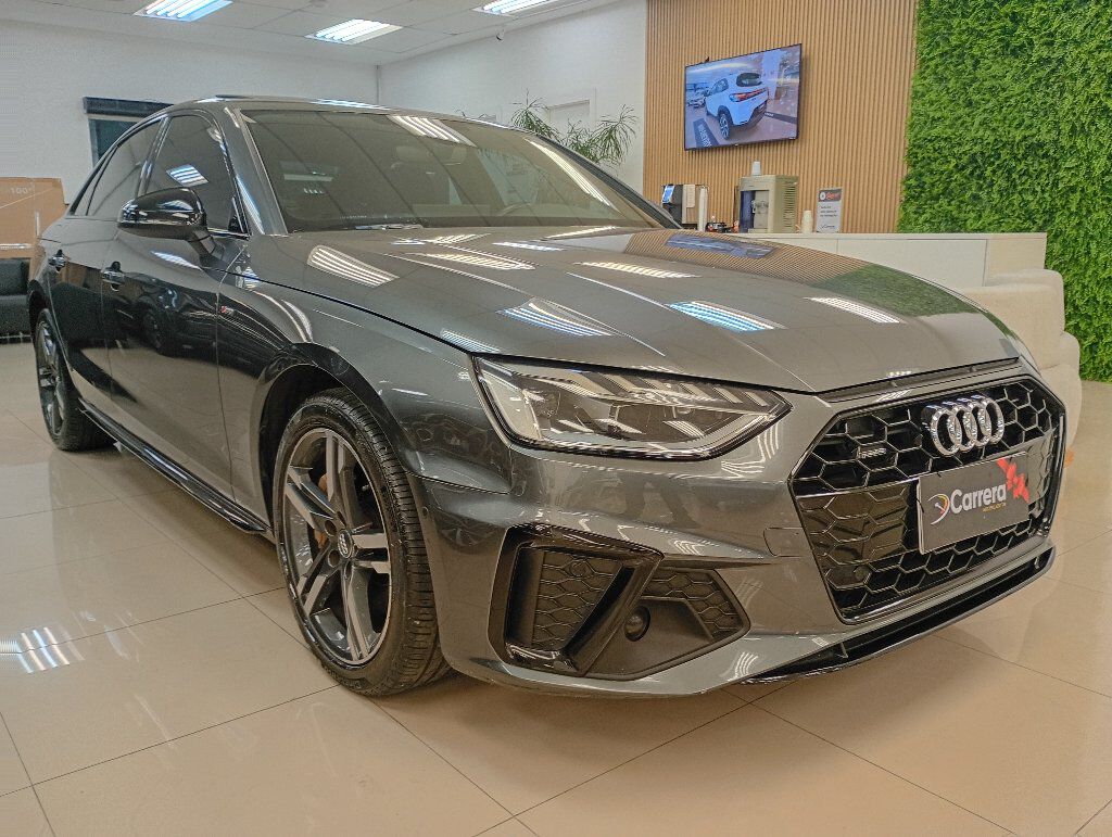 A4 2.0 TFSI GASOLINA PERFORMANCE BLACK S TRONIC