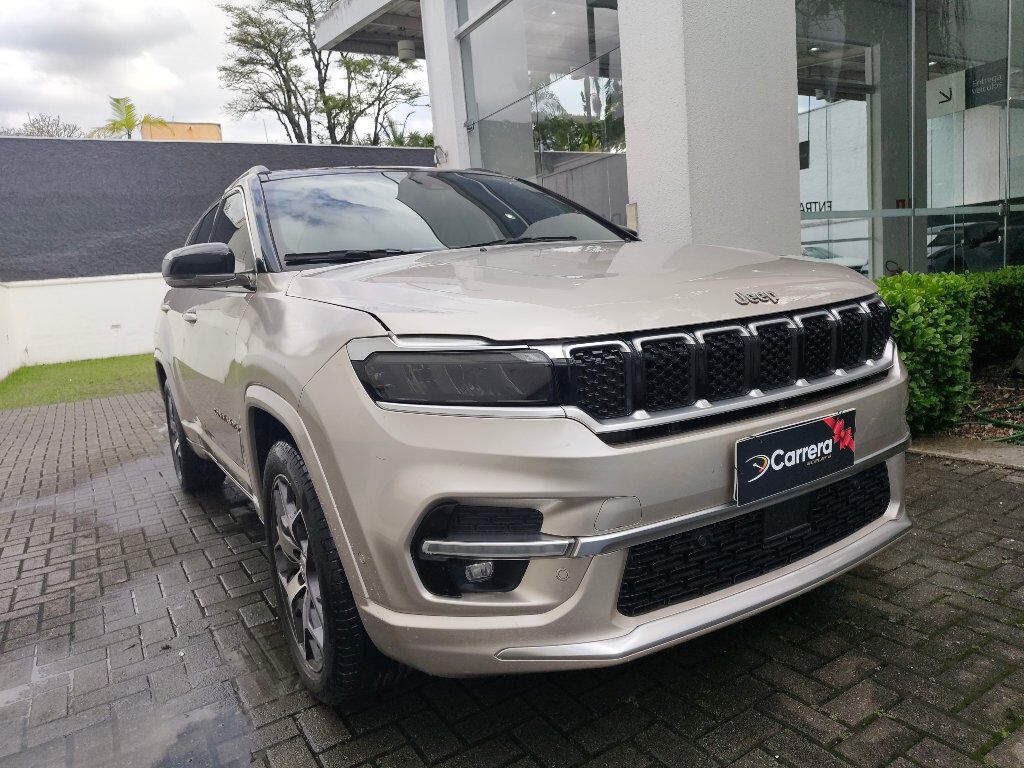COMMANDER 1.3 T270 TURBO FLEX OVERLAND AT6