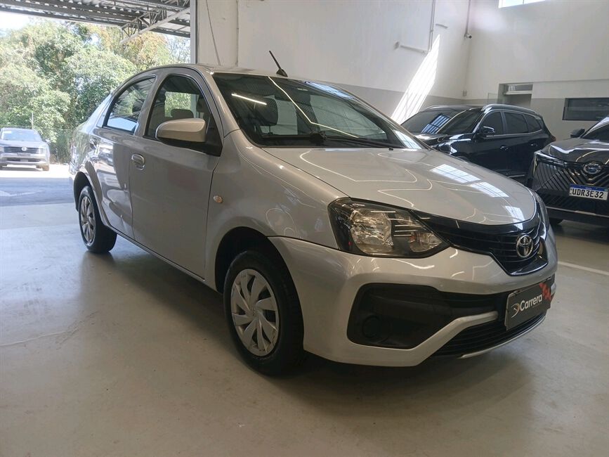 ETIOS 1.5 X SEDAN 16V FLEX 4P AUTOMATICO
