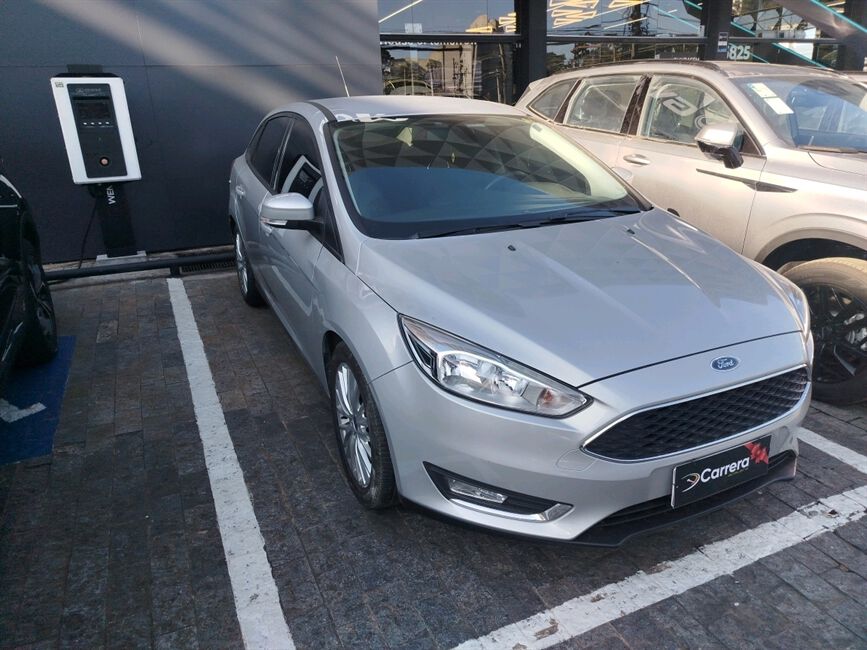 FOCUS 2.0 SE FASTBACK 16V FLEX 4P POWERSHIFT
