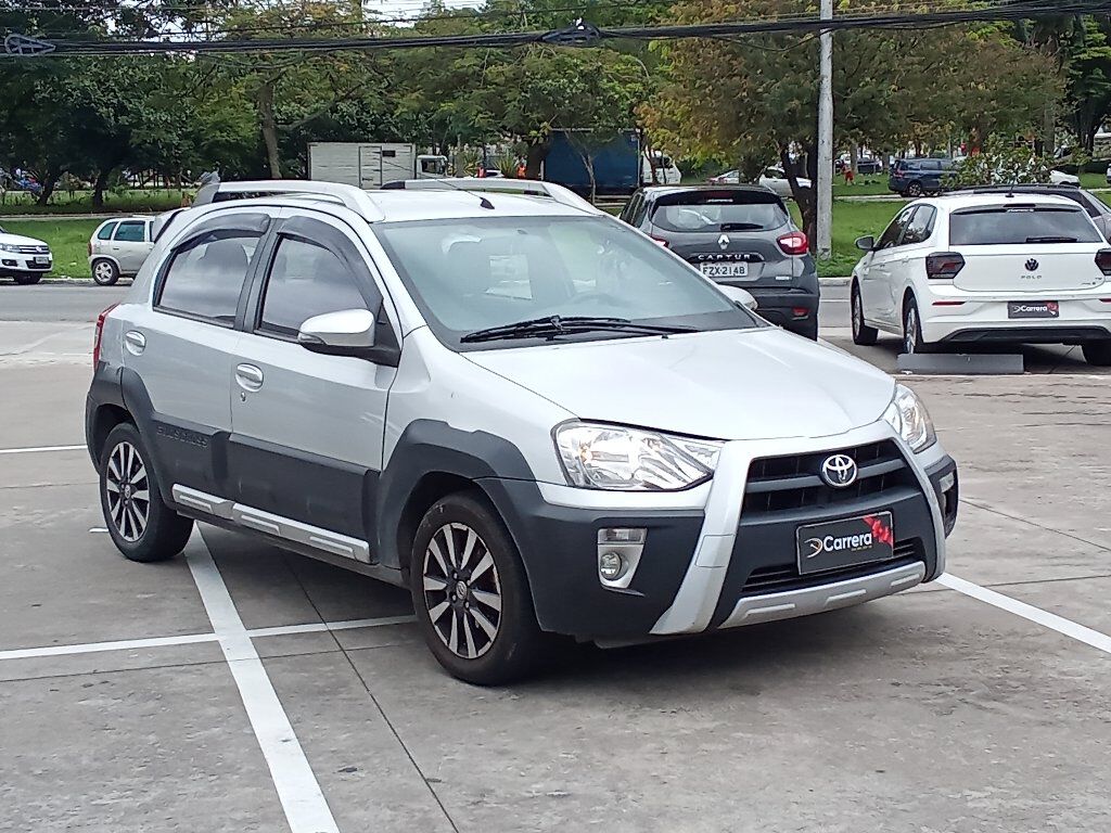 ETIOS CROSS 1.5 16V FLEX 4P MANUAL