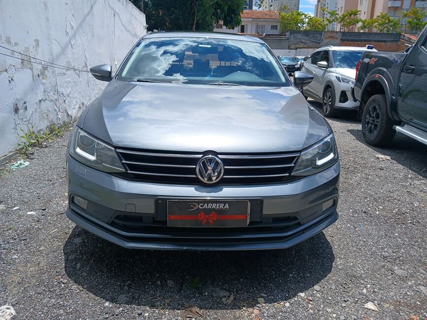 JETTA 2.0 TSI HIGHLINE 211CV GASOLINA 4P TIPTRONIC
