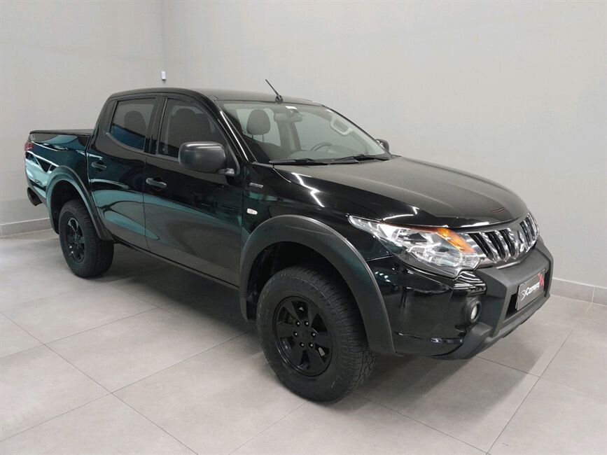 L200 TRITON 2.4 16V TURBO DIESEL OUTDOOR GLS CD 4X