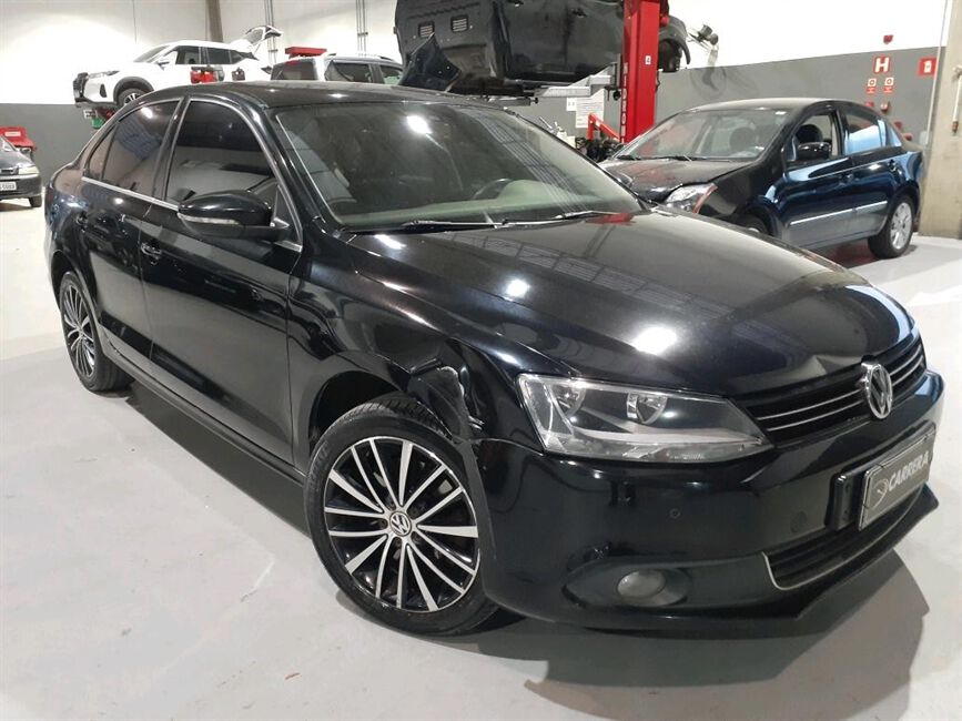 JETTA 2.0 TSI HIGHLINE 211CV GASOLINA 4P TIPTRONIC