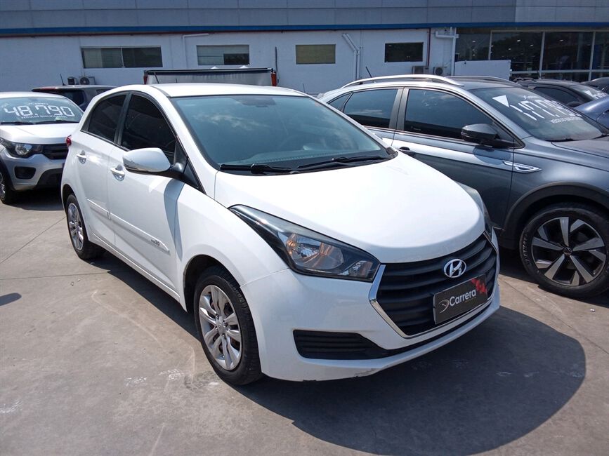 HB20 1.0 COMFORT PLUS 12V TURBO FLEX 4P MANUAL